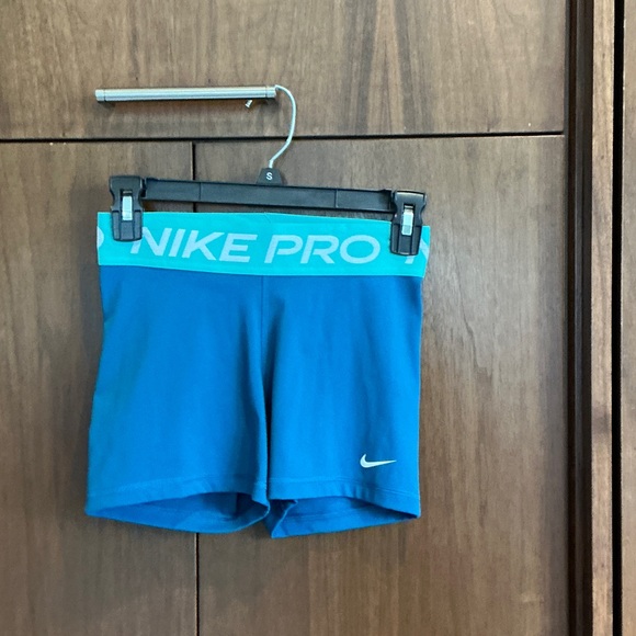 Nike Pro Teal Blue Shorts - Picture 1 of 3